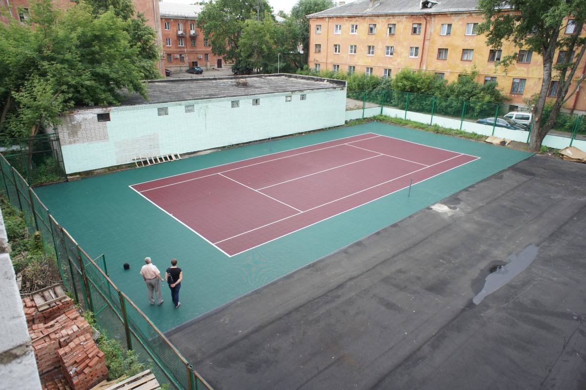 Теннисные корты. г. Великие Луки, РФ: фото 