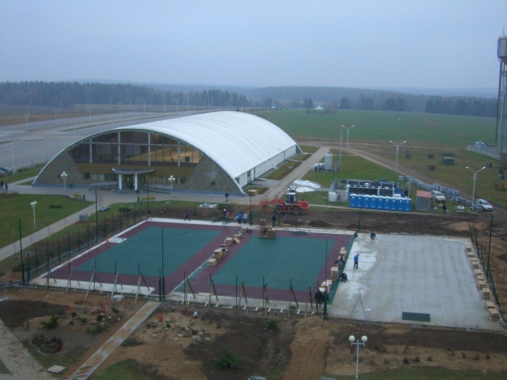 Универсальные спор­тивные площадки Рес­публи­канс­ко­го гор­но­лыж­но­го центра 