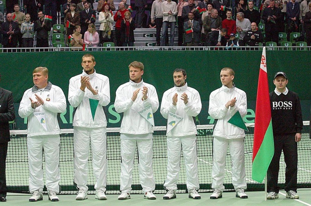 Теннисный корт для матча кубка Девиса 